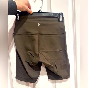 Lululemon bike shorts